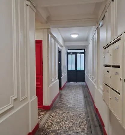 Cozy Aux Batignolles Paris