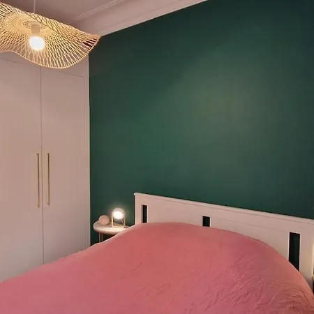 Cozy Aux Batignolles בית אירוח *