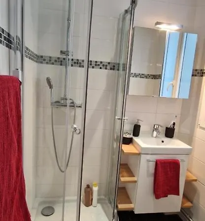 Cozy Aux Batignolles *